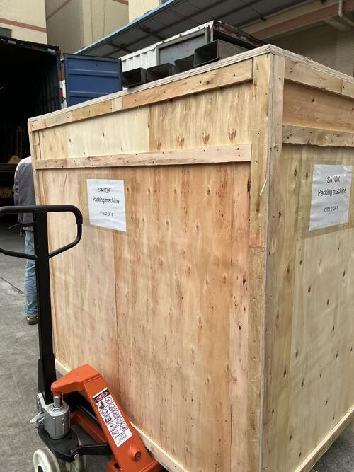 Latest company Solutions about دستگاه بسته‌بندی بالش سفارشی برای بسته‌بندی رول‌های گاز و دستکش معاینه