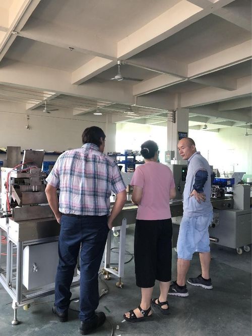 آخرین اخبار شرکت درباره خوش آمدید عیسی از اسپانیا برای بازدید از ماشین آلات بسته بندی Sayok